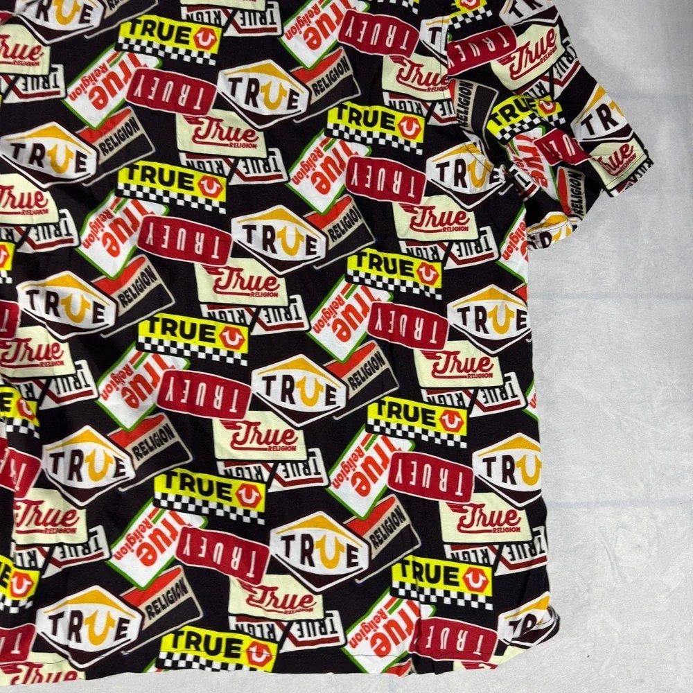 NWT True Religion Mens Button Up Camp Shirt Black All-Over Print Short Sleeve XL